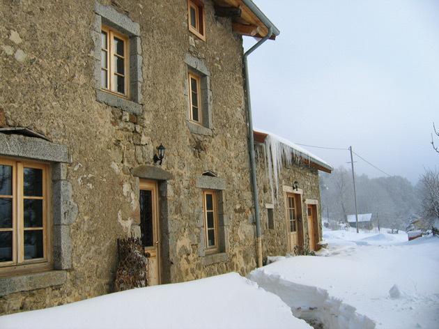 مبيت وإفطار Medeyrolles La Ferme Des Genets المظهر الخارجي الصورة